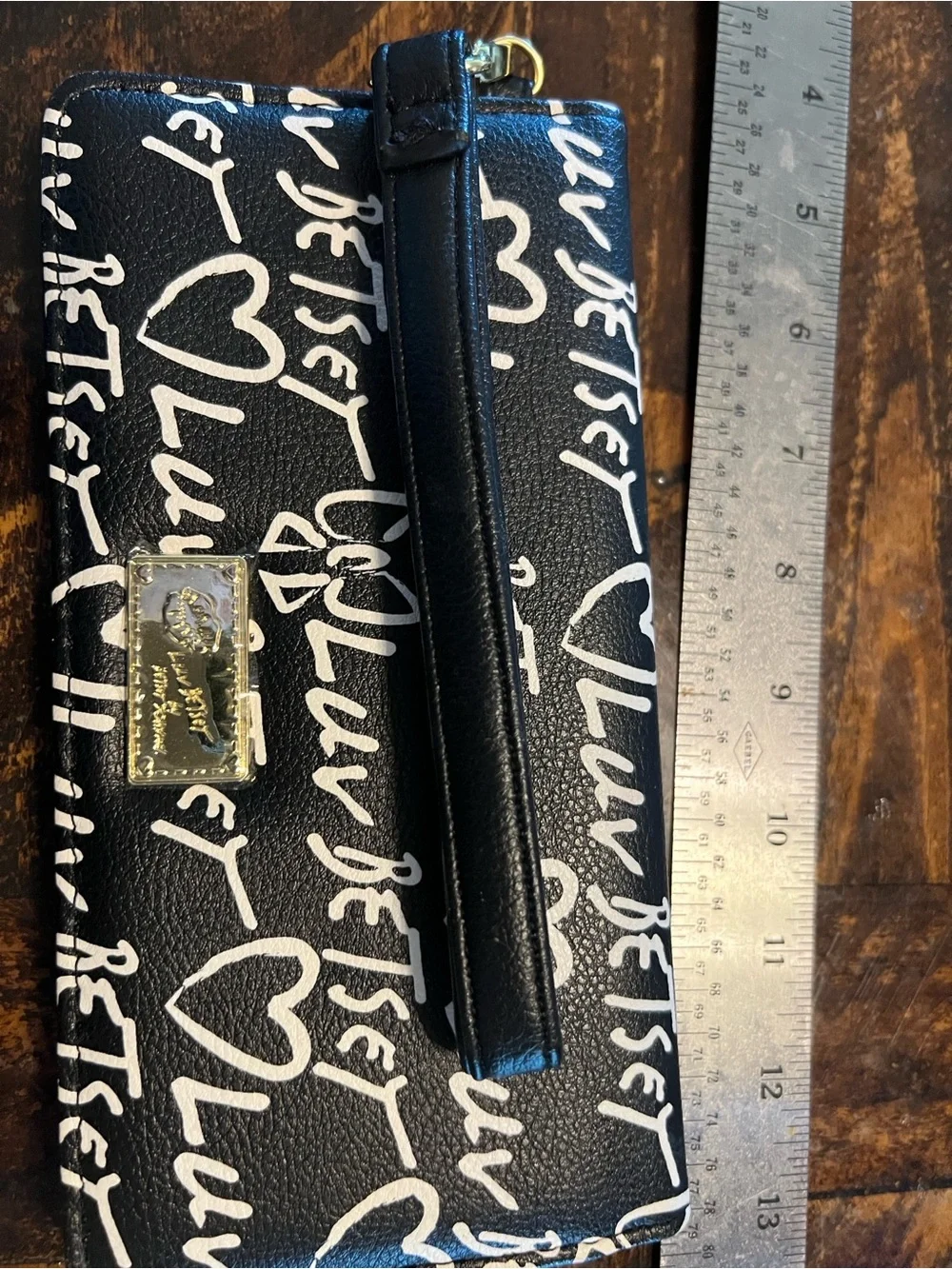 Betsey Johnson betsey johnson